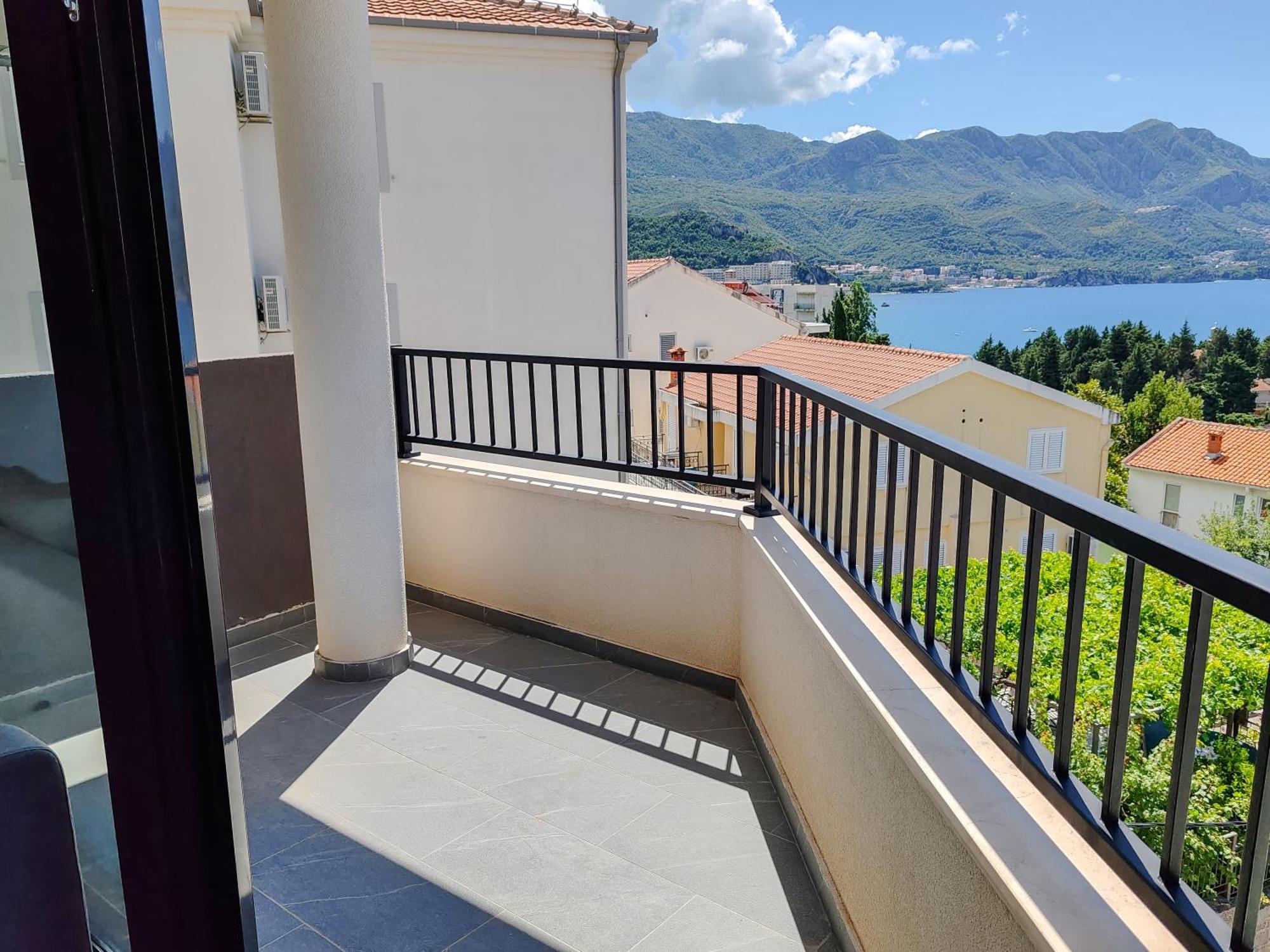 Sea View Apartment In Becici Budua Esterno foto